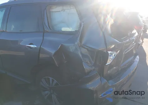 2018 Nissan Pathfinder Sv z USA, uszkodzony, nr VIN 5N1DR2MN7JC605508